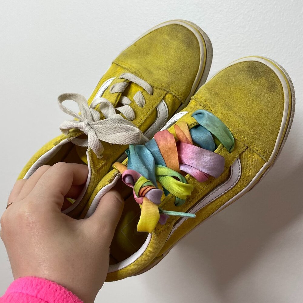 Vans Old Skool - Rainbow Lace Cyber Yellow/White Size 1 Kids